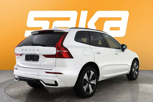 Volvo XC60 8