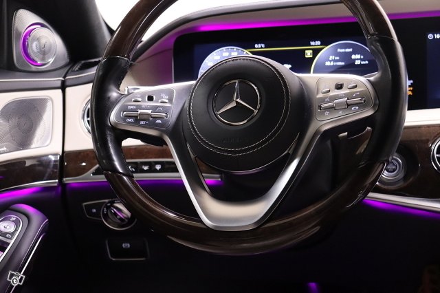 Mercedes-Benz S 16