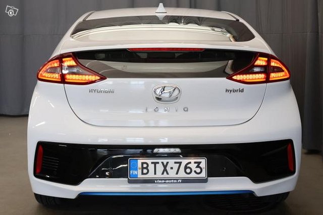 Hyundai Ioniq Hybrid 24