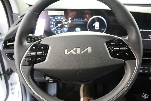 KIA NIRO 16