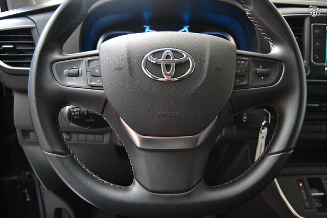 Toyota PROACE VERSO EV 11