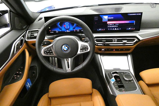 BMW I4 9