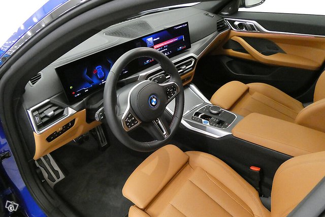 BMW I4 10