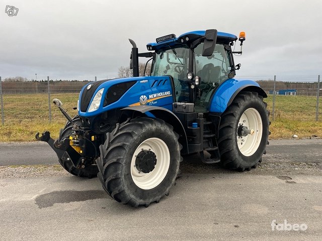 New Holland T7.230 1
