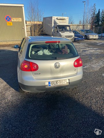 Volkswagen Golf 2