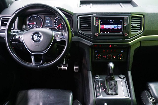 Volkswagen Amarok 15