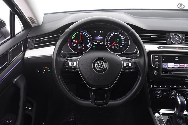 Volkswagen Passat 22