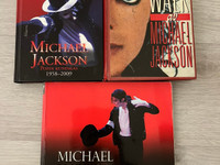 Michael Jackson kirjat