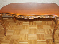 Upea vanha Chippendale sohvapyt puinen sivupyt apupyt pyt 105x61x53cm