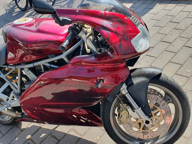 Ducati Supersport 750 3