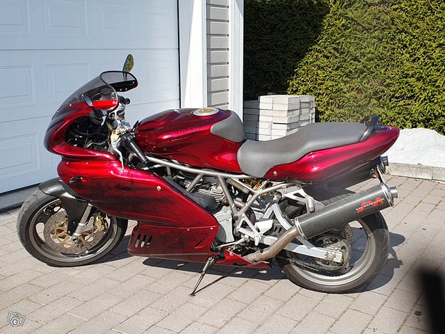 Ducati Supersport 750, kuva 1