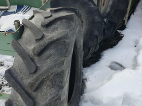 Traktorin renkaat 14.9R24 ja 18.4R34, Maatalous, Hmeenkyr, Tori.fi