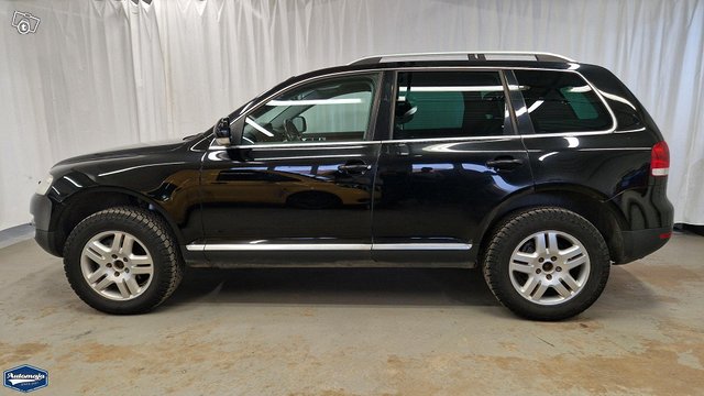 Volkswagen Touareg 4