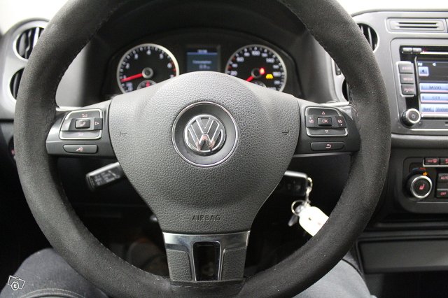 Volkswagen Tiguan 14