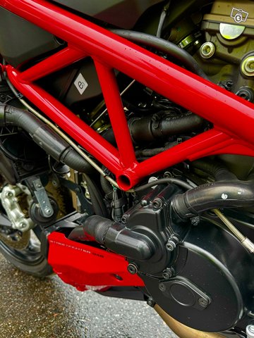 Ducati Streetfighter 848 9