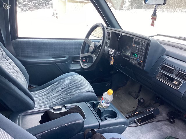 Chevrolet Blazer 4
