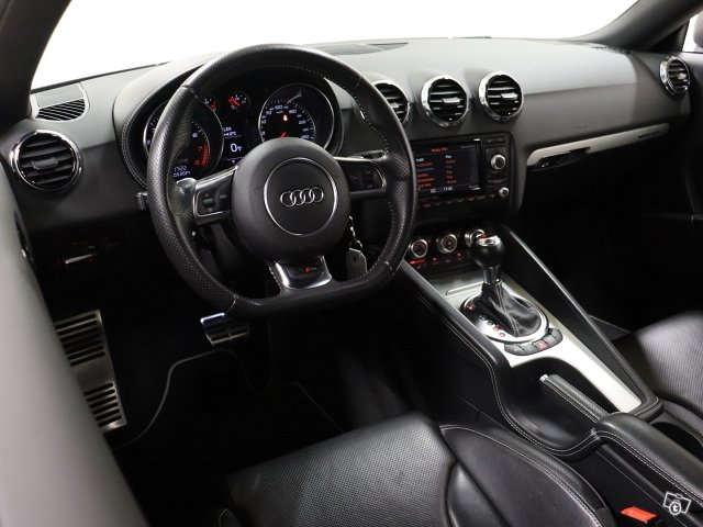 Audi TT RS 10