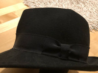 Vanhoja hattuja