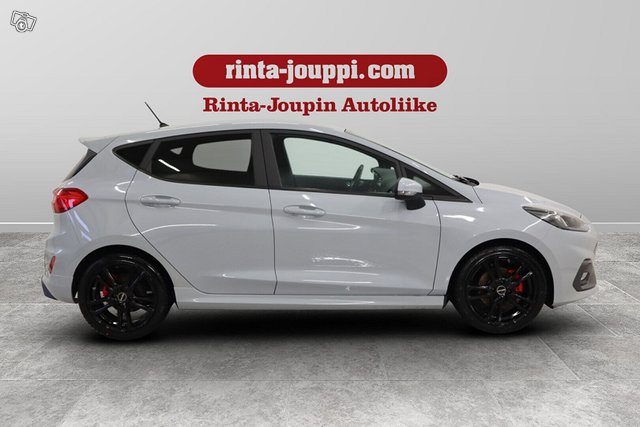 FORD FIESTA 4