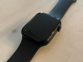 Apple Watch Series 7 45mm (Y. alumiini / Y. urheiluranneke), Puhelintarvikkeet, Puhelimet ja tarvikkeet, Vantaa, Tori.fi