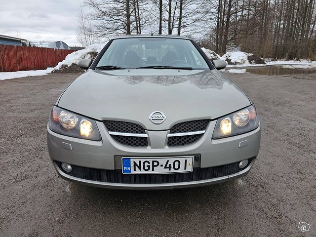 Nissan Almera 2