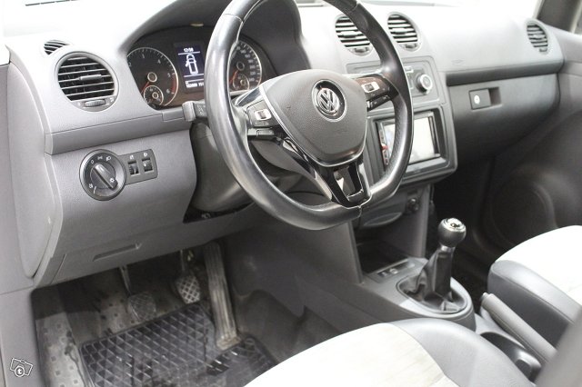 Volkswagen Caddy 16