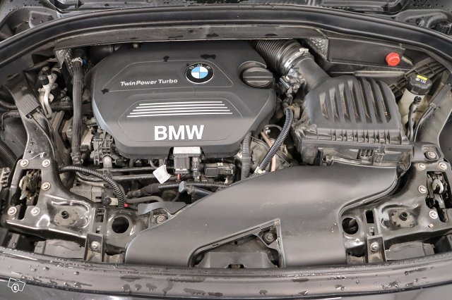 BMW 218 15
