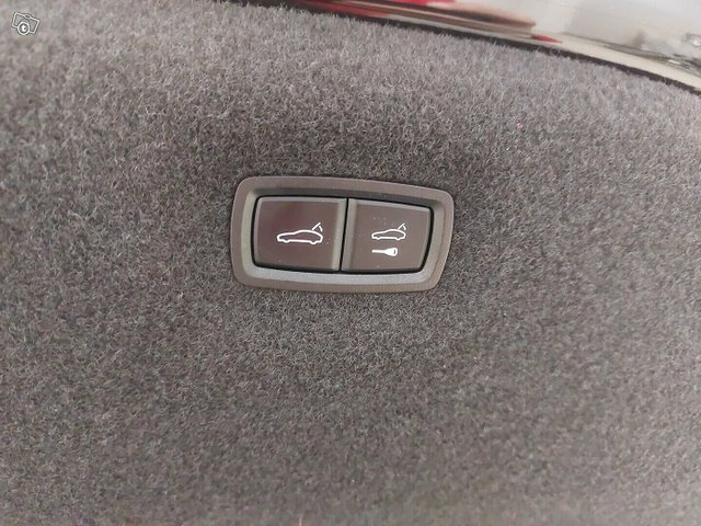 Audi E-tron GT 24