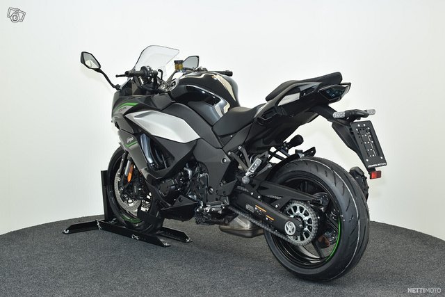 Kawasaki Ninja 6