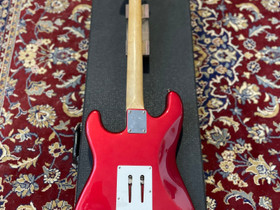 Squier Standard Stratocaster + gig bag, Kitarat, bassot ja vahvistimet, Musiikki ja soittimet, Laukaa, Tori.fi