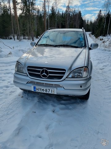 Mercedes-Benz ML 270, kuva 1