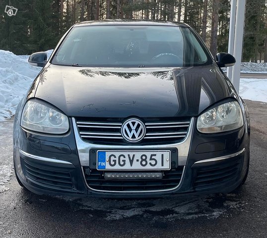 Volkswagen Jetta 1