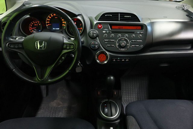 Honda Jazz 8