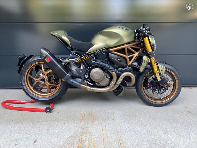 Ducati Monster 1200 Radical
