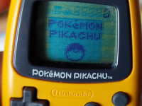 Pocket Pikachu Nintendo Tamagotchi 1998