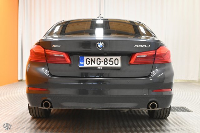 BMW 530 5