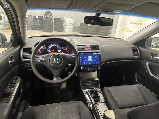 Honda Accord 16