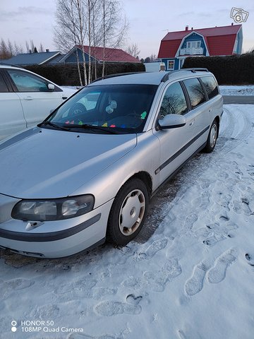 Volvo V70 6