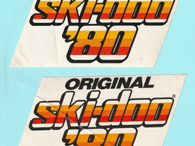 Kaksi vanhaa Ski-doo '80 -tarraa, Muut motovaraosat ja tarvikkeet, Mototarvikkeet ja varaosat, Kajaani, Tori.fi