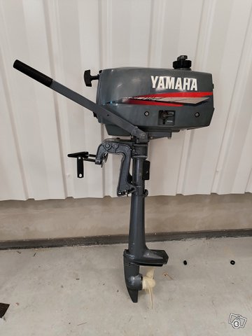 Perämoottori Yamaha 2hv, kuva 1