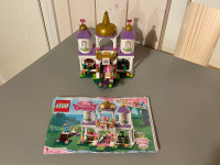 Lego Disney Princess 41142 Palatsin lemmikit ja kuninkaallinen linna