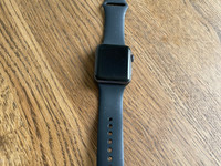 Apple Watch series 3 - hyvss kunnossa