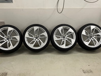 Audi RS4 / RS5 OEM 20x9 kitkoilla