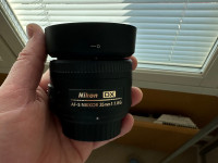 Nikon DX NIKKOR AF-S 35mm 1:1.8