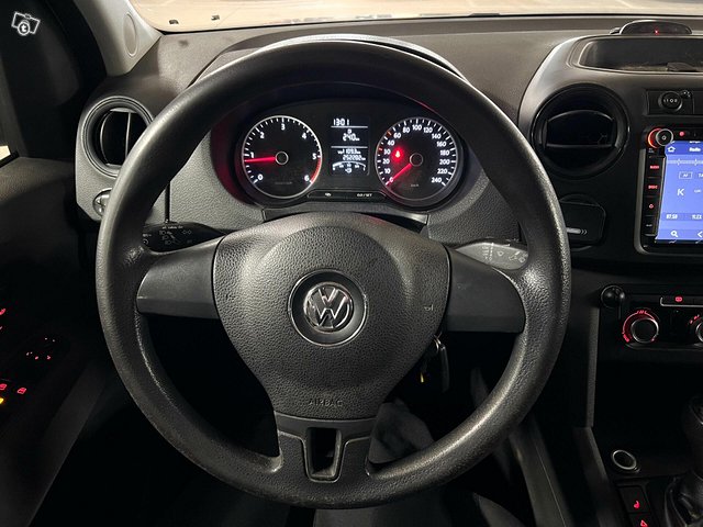 Volkswagen Amarok 7