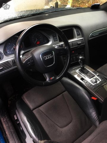 Audi S6 8