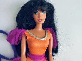 Mattelin Disney prinsessat Esmeralda ja Pocahontas 10e/kpl, Lelut ja pelit, Lastentarvikkeet ja lelut, Helsinki, Tori.fi