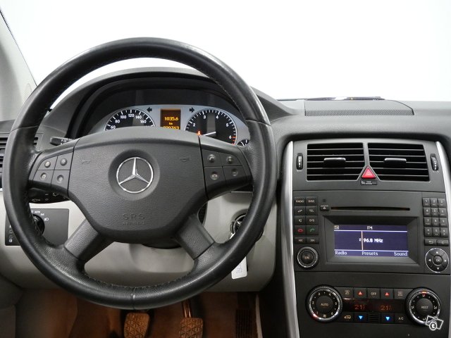 Mercedes-Benz B 16
