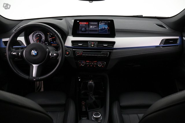 BMW X2 19