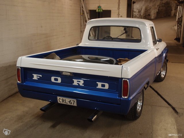 Ford F100 2